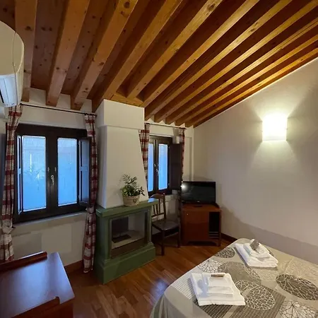 3.0 Boutique Rooms بيت ضيافة فيرّارا